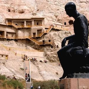 48.新疆在历史上曾一直信奉佛教，但为什么现在是伊斯兰教？