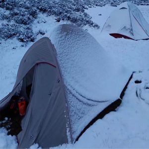 郭喀啦念久—翻越海拔5100米垭口遇到下大雪