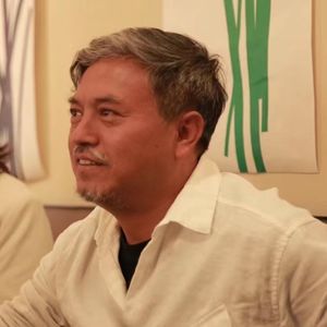 这里有诗Vol.26 从诗意进入彝族 | 野地五诗人·依乌