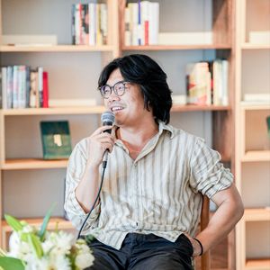 这里有诗Vol.13 我们与诗意的距离 | 对谈浮于野书店主理人刘大风