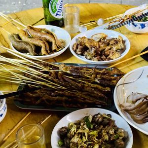 8: 吃重庆烧烤，聊人的疲惫