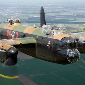 25 战略轰炸 阿芙罗 兰开斯特 轰炸机