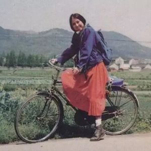 那些年我们追过的三毛---谁喜欢女作家三毛，我想认识你