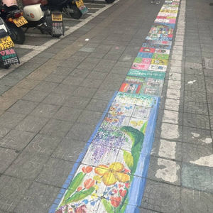 39 在盲道上公益涂鸦？谈谈盲道如何正确使用和国内盲道的通病