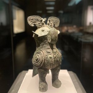 特别节目:时隔五十年双尊归豫再品妇好鸮尊