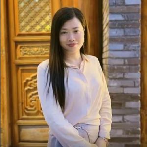 谭晖：四川美术学院教授，艺术疗愈与康复设计研究专家