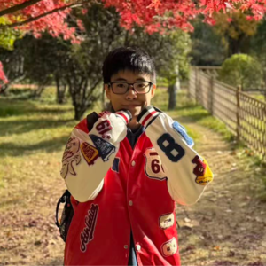 他是跨性别男性,也是已任职5年的性少数故事作者