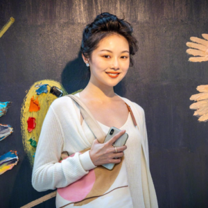 晚晚困局：当“艺术缪斯”的高光永远停在了豆瓣时代