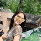 Yvonne____