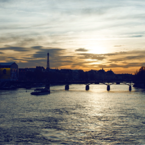 005漫不经心的闲谈，塞纳河边的想念