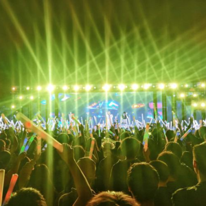 S2E13 现场音乐的黄金时代 | 花1w看演唱会，高呼音乐万岁！