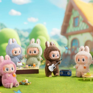 Labubu的空白故事和灵魂|为何越空洞的IP越让人上瘾?