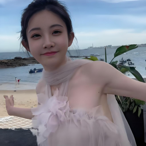 第24集：4月5日娱乐看点：范玮琪乘风舞台失误、冯提莫怒怼腋下管理双标、蒋欣澳门生图惊艳