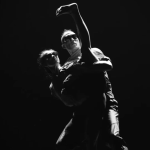 EP13.对话吕程亮 |“拾荒艺术家”用不确定点燃舞台，为自己而创作