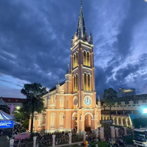 越南胡志明：探秘西贡网红景点，五教之旅以及被人遗忘的动物园