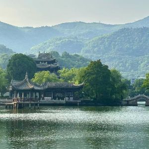 EP23信息茧房之外，你还在主动给自己建一座思维牢笼