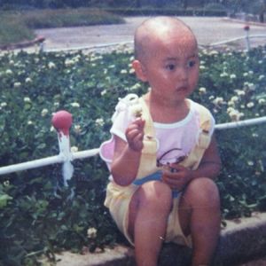 庄尼走路