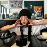 冷不丁邦邦就是两拳