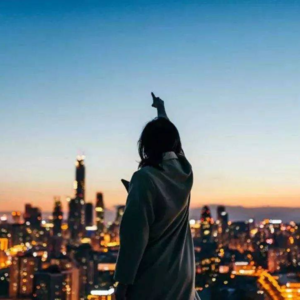 E01大城市，可能装不下我肤浅的灵魂