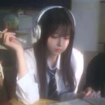 长胡须的小姑娘