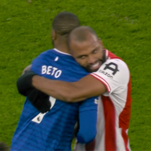 【英超第20轮】连中三元神锋戴帽 误传对手铁卫翻车