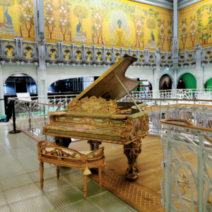 忽忽游世界05|周杰伦用过的钢琴到苏富比—我在苏富比做拍卖