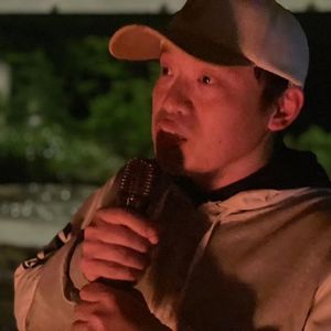 鱼跃耀花见