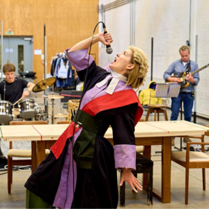 清醒点👋自媒体是能力放大器，不是避难所