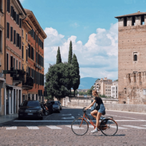 25. 我去了《罗密欧与朱丽叶》的城市，冬奥闭幕式也在这