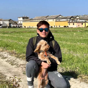 两个陈健 EP04-B：陈生晚上都弄太吵，隔壁房终于忍无可忍？卡神年会发飙，竟然拂袖而去？