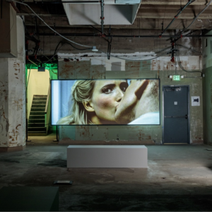 060. 展览本就不在白盒子里：从展览史重看何为“常规空间”