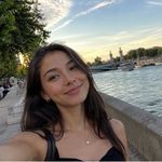 Leah_vw5K
