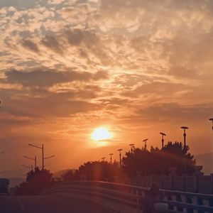 荒漠中的交易