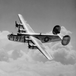 美国二战中是如何做到一年培训10万名飞行员的