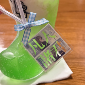 jc.「摔手机」这么蠢的人为什么还能找到工作？