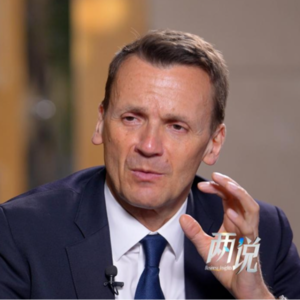 价值投资：对冲人工智能波动的“稳定器” | 两说