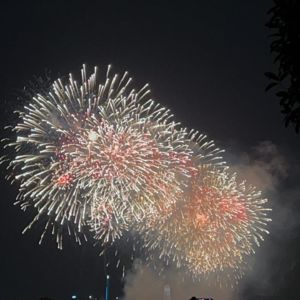 一个人过年是不体面的事吗？