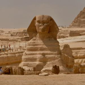 不穿内衣在撒哈拉沙漠散步--INFP女生独立埃及行