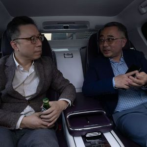 144. 刺激消费，关键要给人时间｜对话陆铭