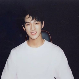 《九重紫》出道组给未出道组演男二，李昀锐夏之光谁才是腾讯亲儿子？