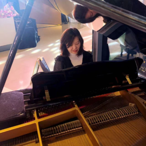 第七期 与Melody对谈 在黑白键中反复行走，在有限的空间中创造无限的可能