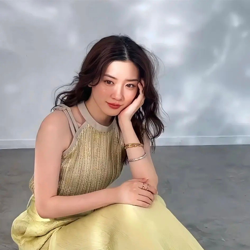 一页知球| 全女性播客| 小宇宙- 听播客，上小宇宙