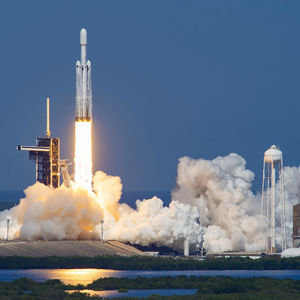 Vol.123｜拆解 SpaceX ：一场荒漠中的创业，和马斯克的下一个万亿赌注