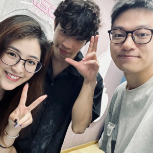 布鲁昔：第一次上电台节目 好紧张