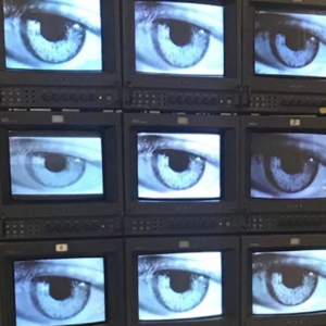 随地大小班，工资两三千 | 媒体记者图鉴，我的日常很精彩