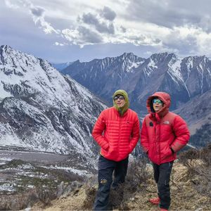 城市物语：“没人疼就去爬山吧，爬完浑身疼！”