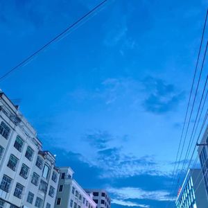 如何从害怕金钱到勇敢投资：愿一的成长转折
