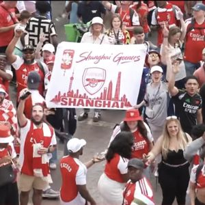 【25/26赛季E28】#Shanghai Gooners#火了！连线火上阿森纳巡游的上海枪手伦敦分队。