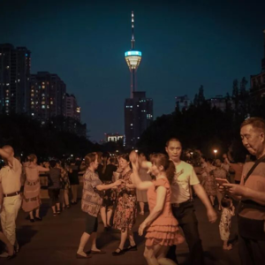 Vol-031 成都不在乎不快乐的人，用音乐庆祝此刻欢愉的胜利