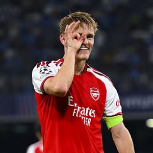 厄德高回来了 （阿森纳客场1：0那不勒斯）